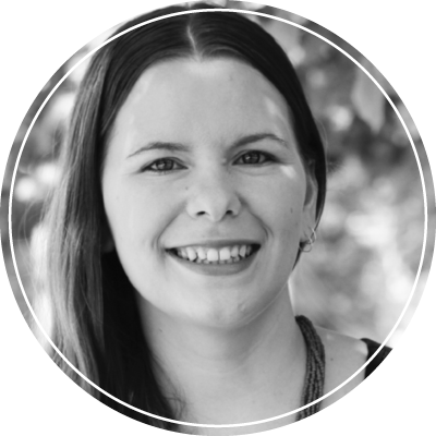 Caroline Carlson | Autor | ClubeDoAutor